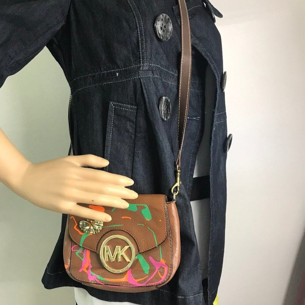 Michael Kors Customized Brown Leathe Crossbody Bag - Picture 6 of 8